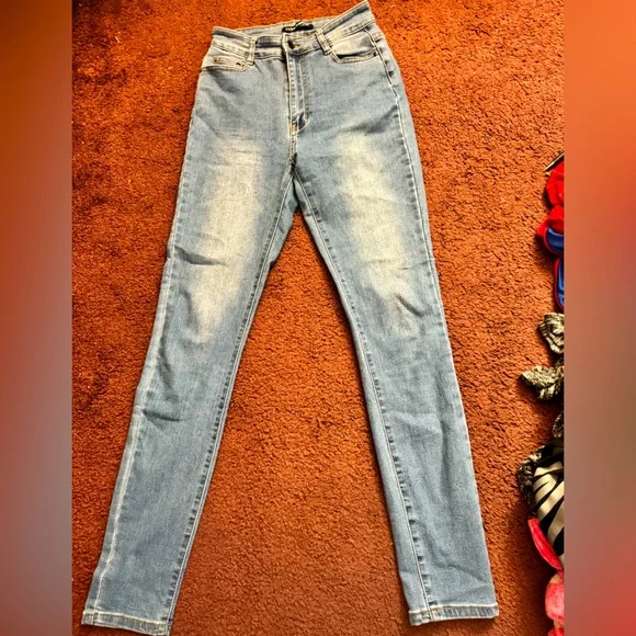 NWOT🩵 Fashion Nova Women’s Super High Waisted Skinny Jeans Size 7 - Picture 5 of 9